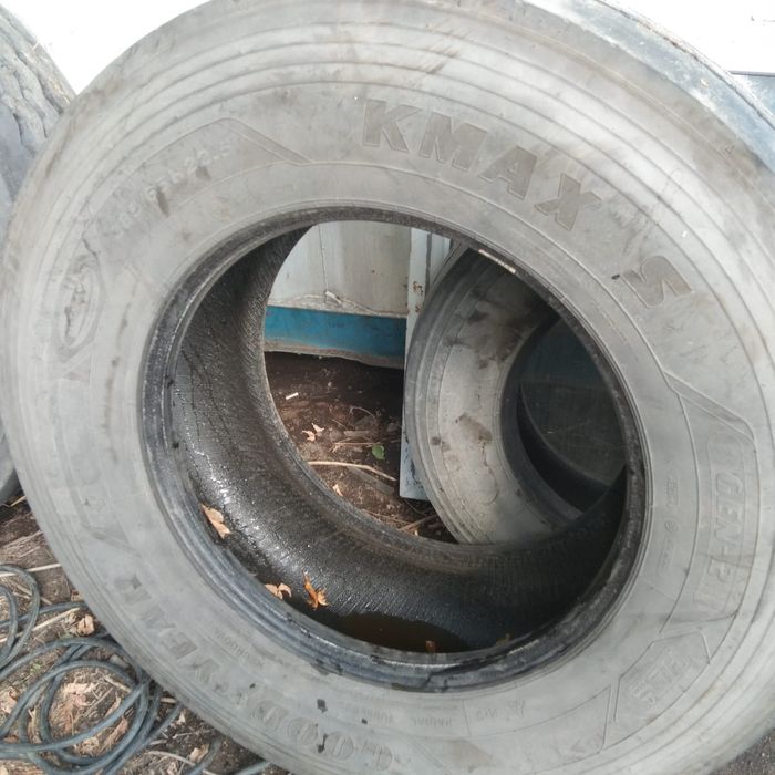 Продам резину на фуру