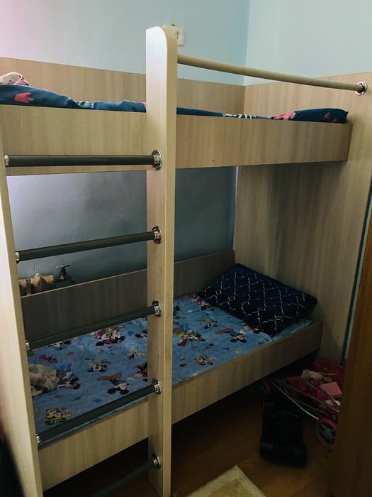 Двухярустная кровать