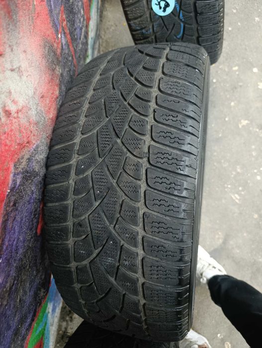 Зимни Гуми Dunlop 225/50/18