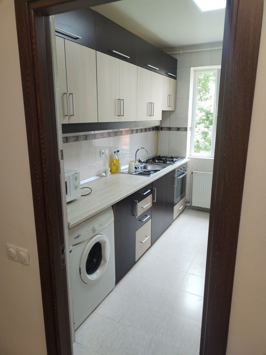 Apartament de închiriat