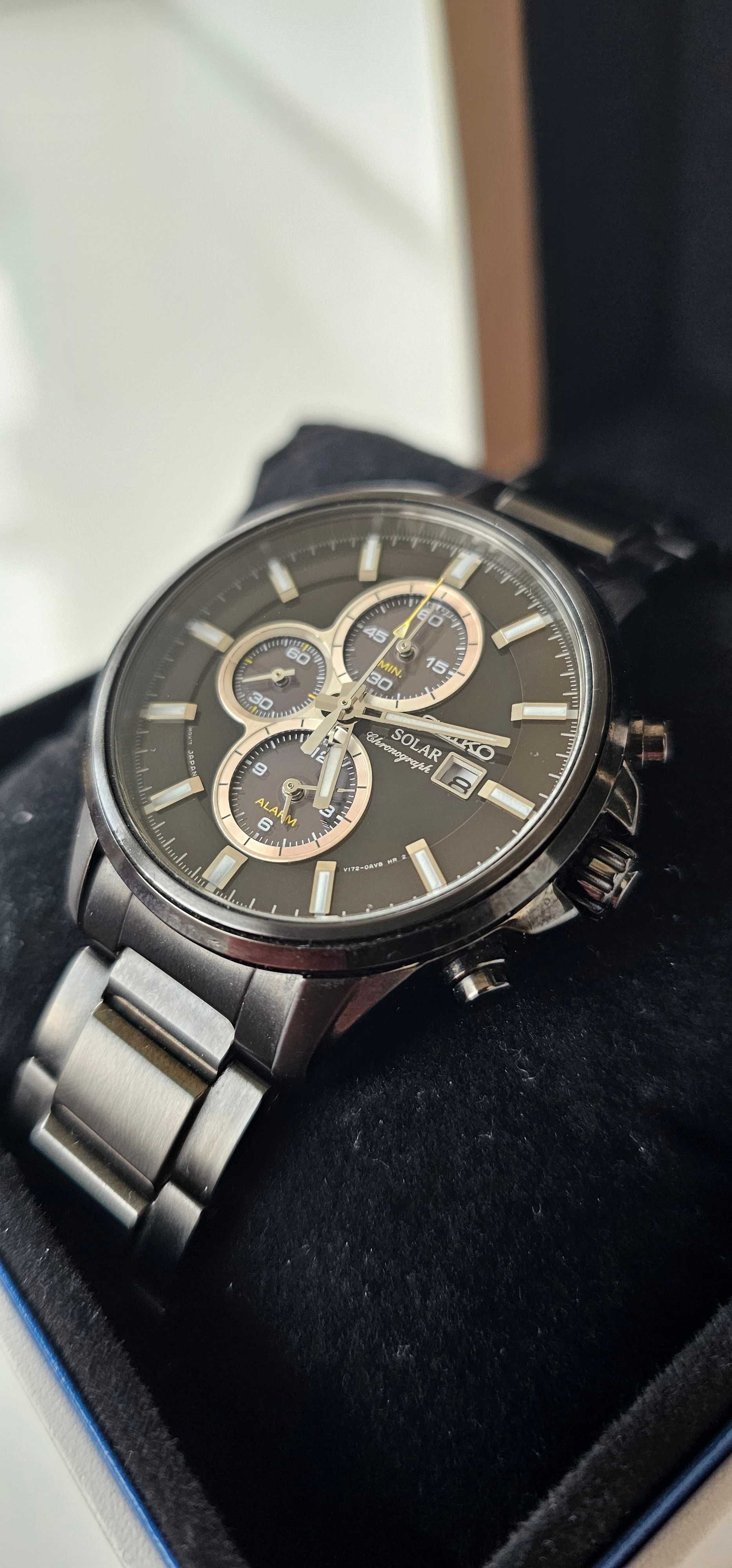 Seiko Solar Chronograph cu Alarma, stare excelenta