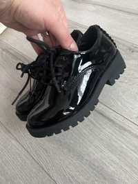 Pantofi copii negru-lucios mar 28 NOU