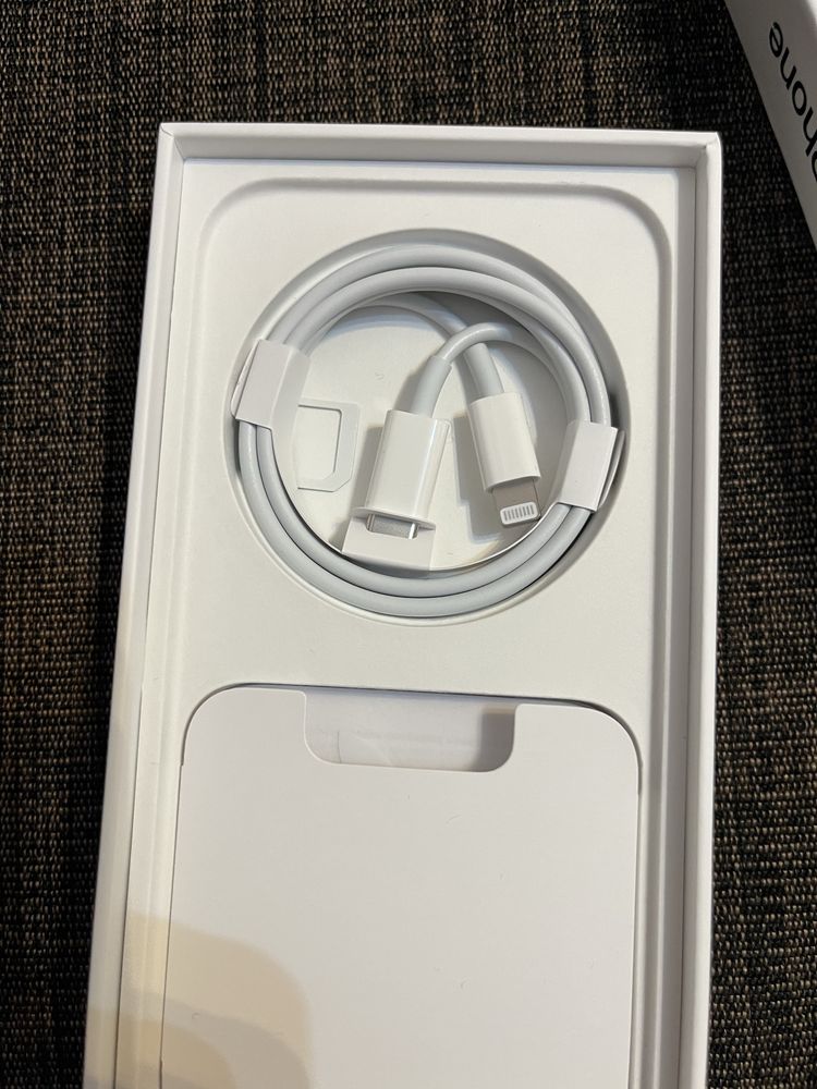 Cablu date APPLE MM0A3ZM/A, Lightning - USB-C, 1m, alb