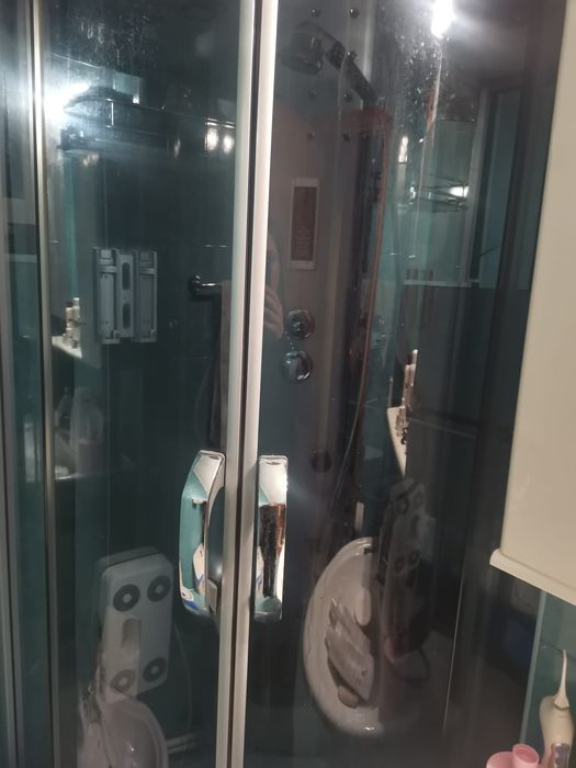 Cabină de duș cu hidromasaj