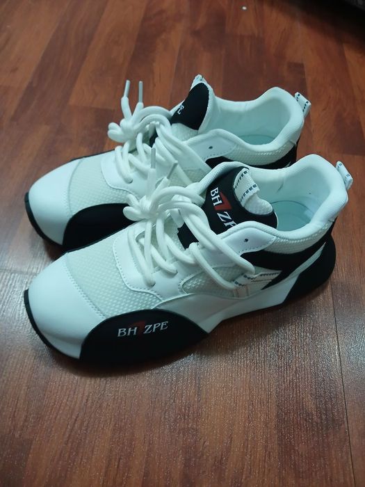 Красовкий новый 42 размер