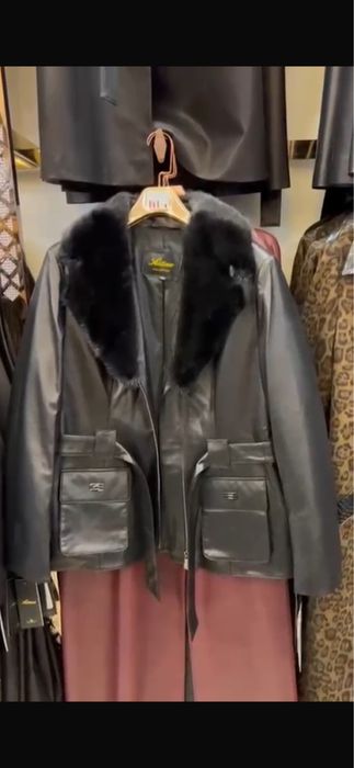 Куртка кожанная с норковым воротником
