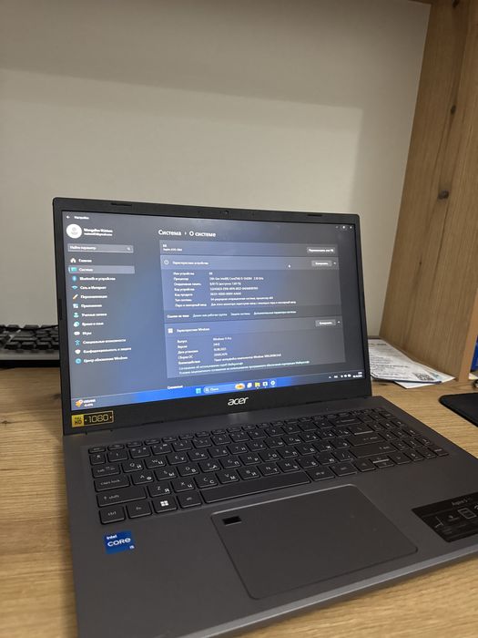 Ноутбук новый почти не пользовались