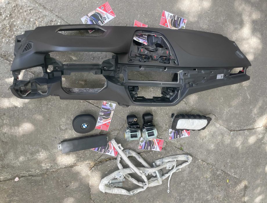 BMW G30 seria 5 - plansa bord HUD - kit airbag - centuri de siguranta