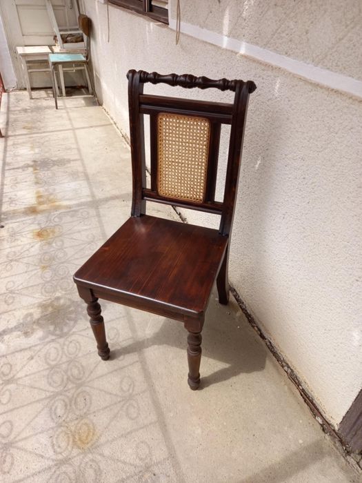 Scaun cu spătar din lemn masiv de brad