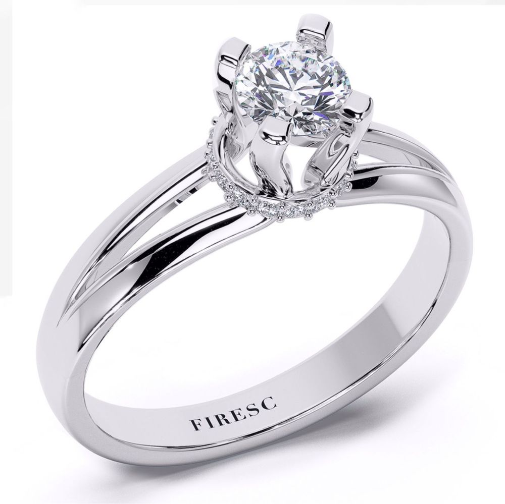 Inel de Logodnă cu Diamant - Eleganță și Strălucire de Excepție!