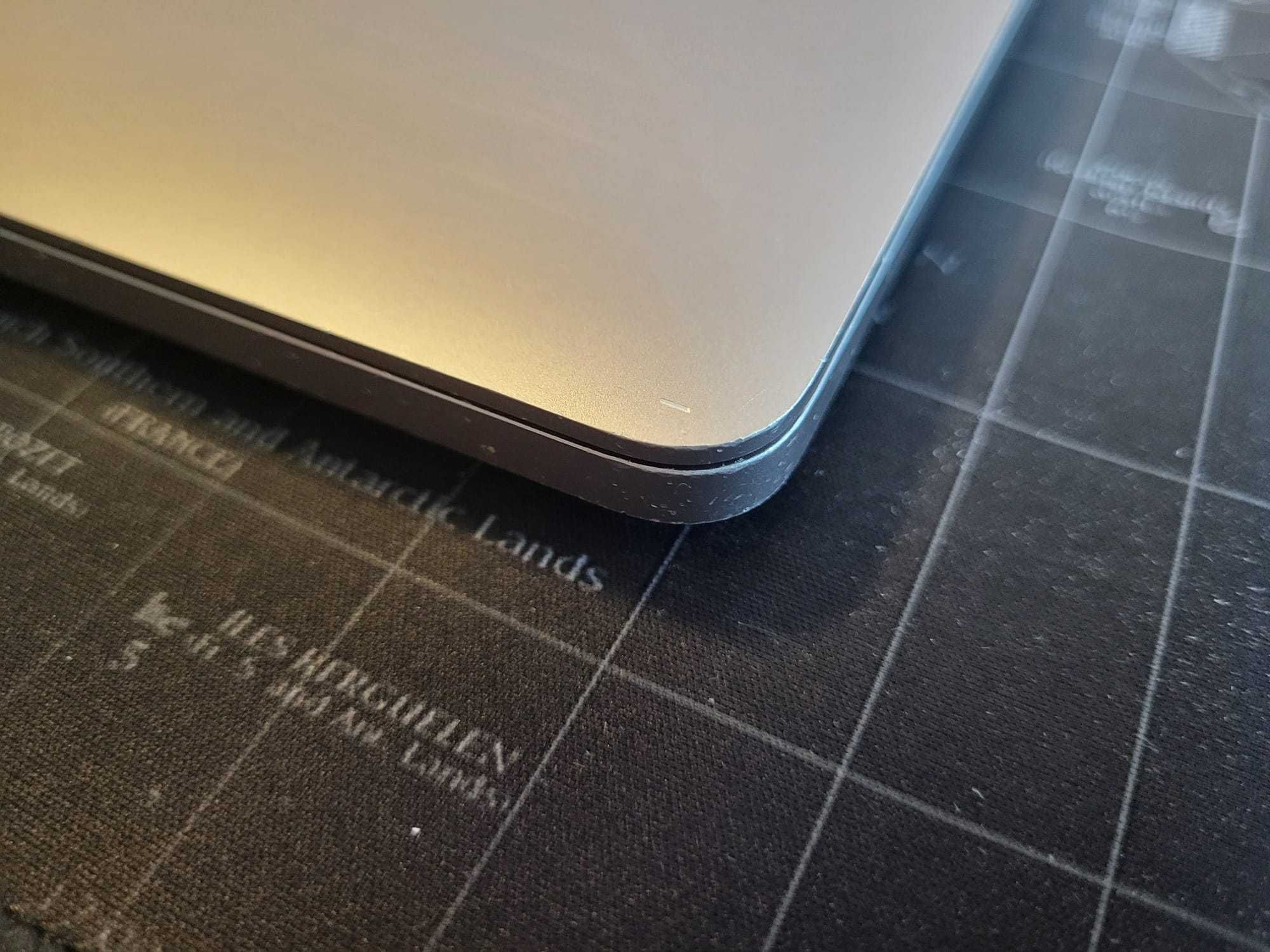 Ansamblu Display MacBook PRO 16" 2019 A2141 - Factura si Garantie