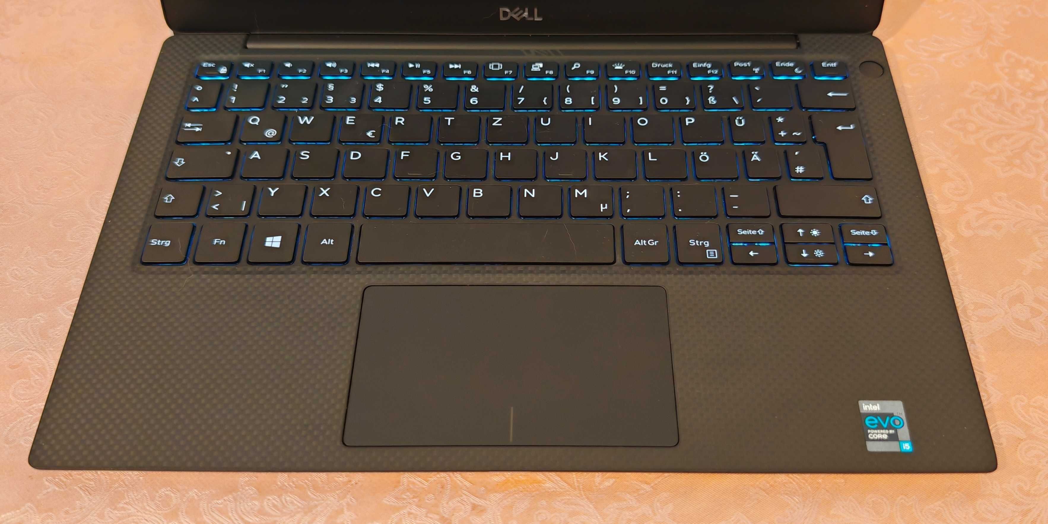 Dell XPS 9305/Core i7-1165G7/Intel Iris Xe/8GB RAM/512GB SSD/13.3 IPS