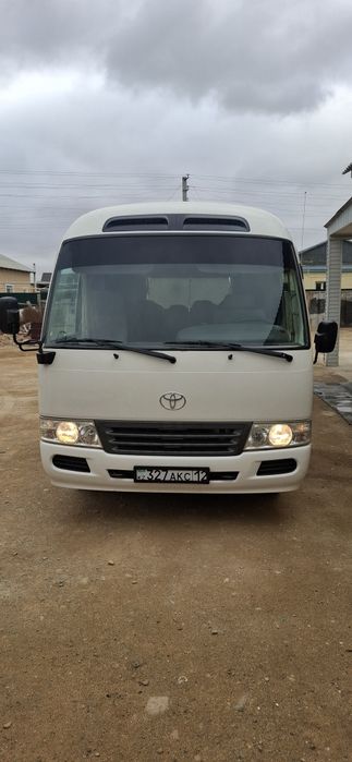 Аренда автобус Тоуота коастер 27 места