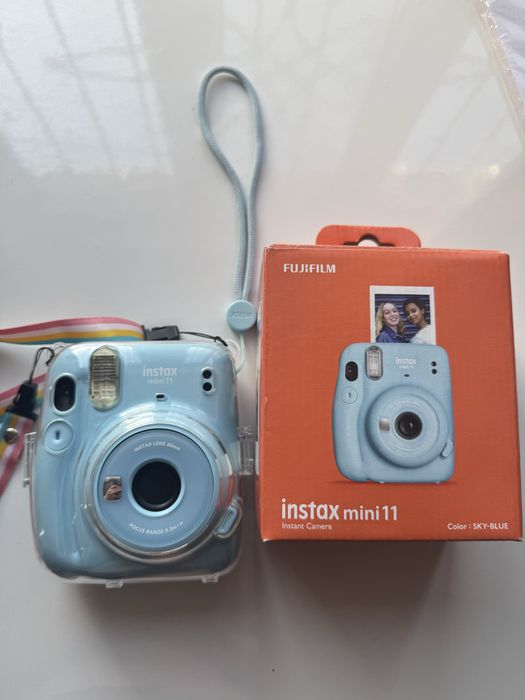 Фотоаппарат fuji Instax mini 11