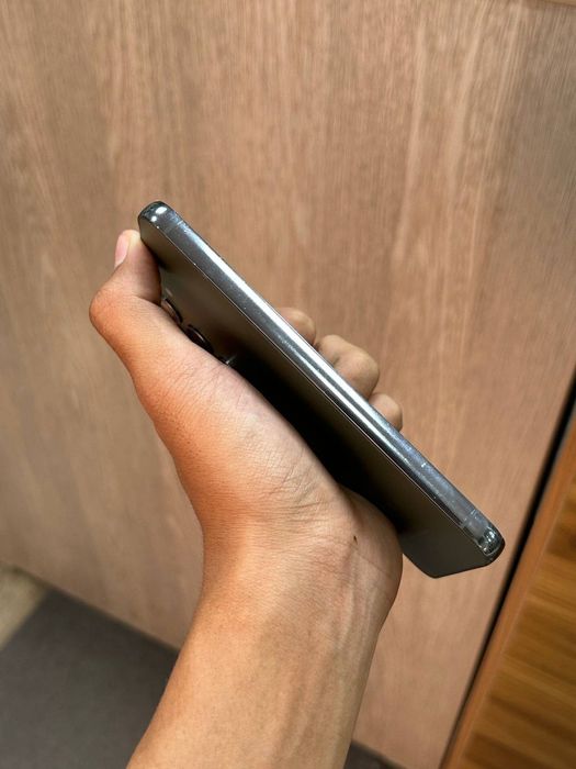 Samsung galaxy s23 5G 8/256gb holati 9/10