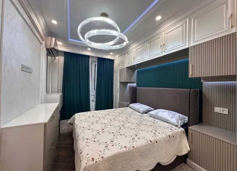 Ойбек Метро,  Сдаётся в аренду квартира в центре города 1100