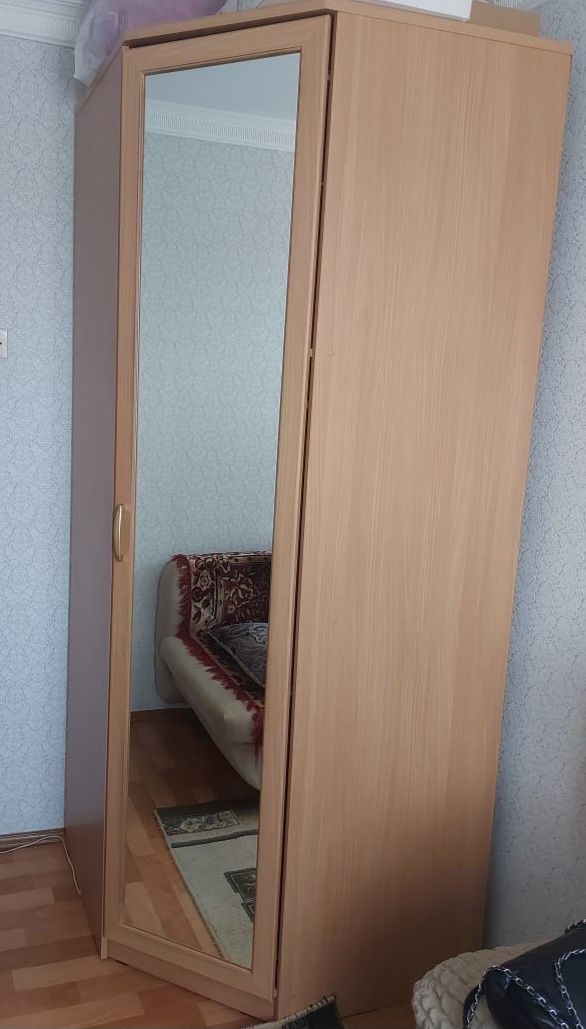 Шифоньер угловой