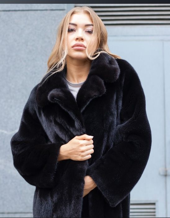 Продам шубу норковую!