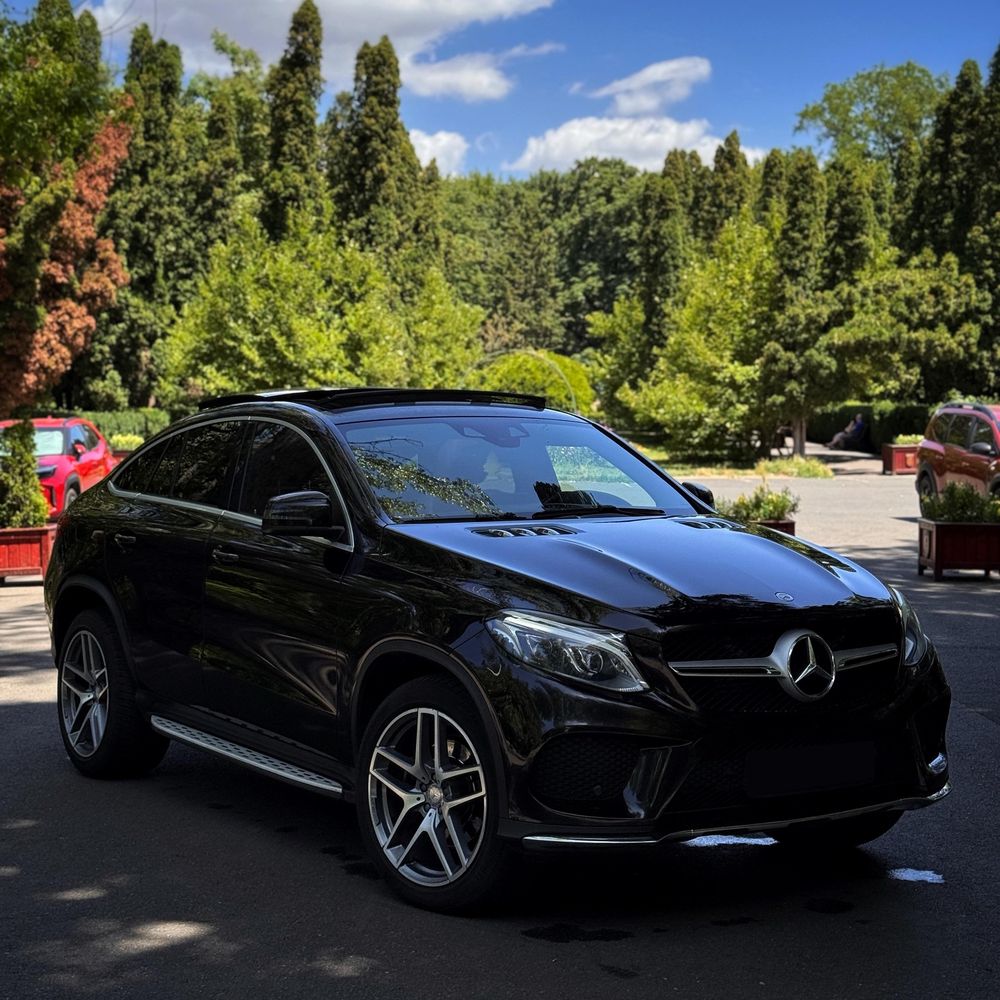 Mercedes-Benz GLE 350d Coupe / AirMatic / Full / Panoramic / Distronic