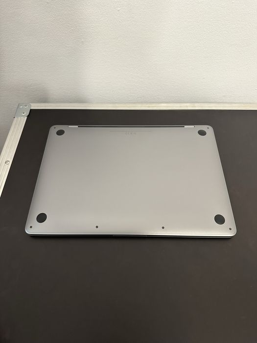 MacBook Pro M2 13,3", 8Gb Ram, 512Gb SSD, Touchbar,TouchID