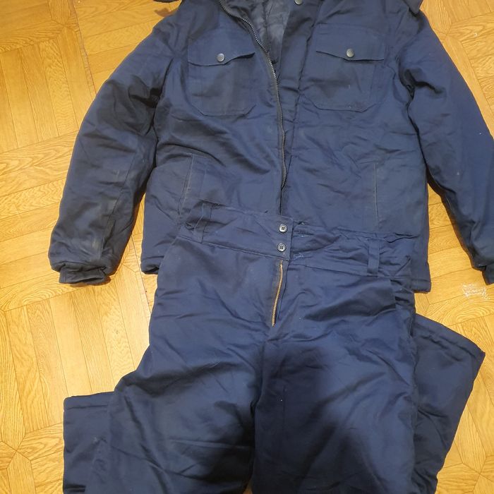 Куртка и штаны рабочие.БУ Очень теплая рабочая одежда,размер  48-50