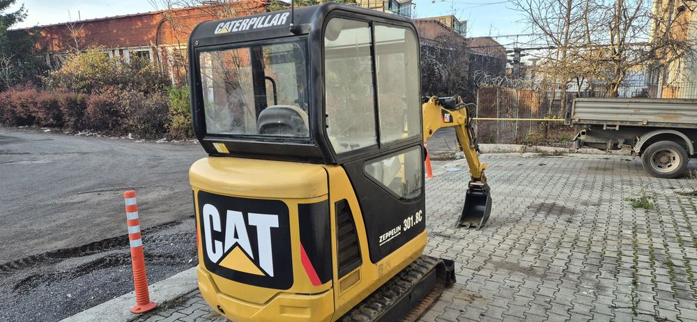Miniexcavator CAT 301.8C (14800 e + TVA)
