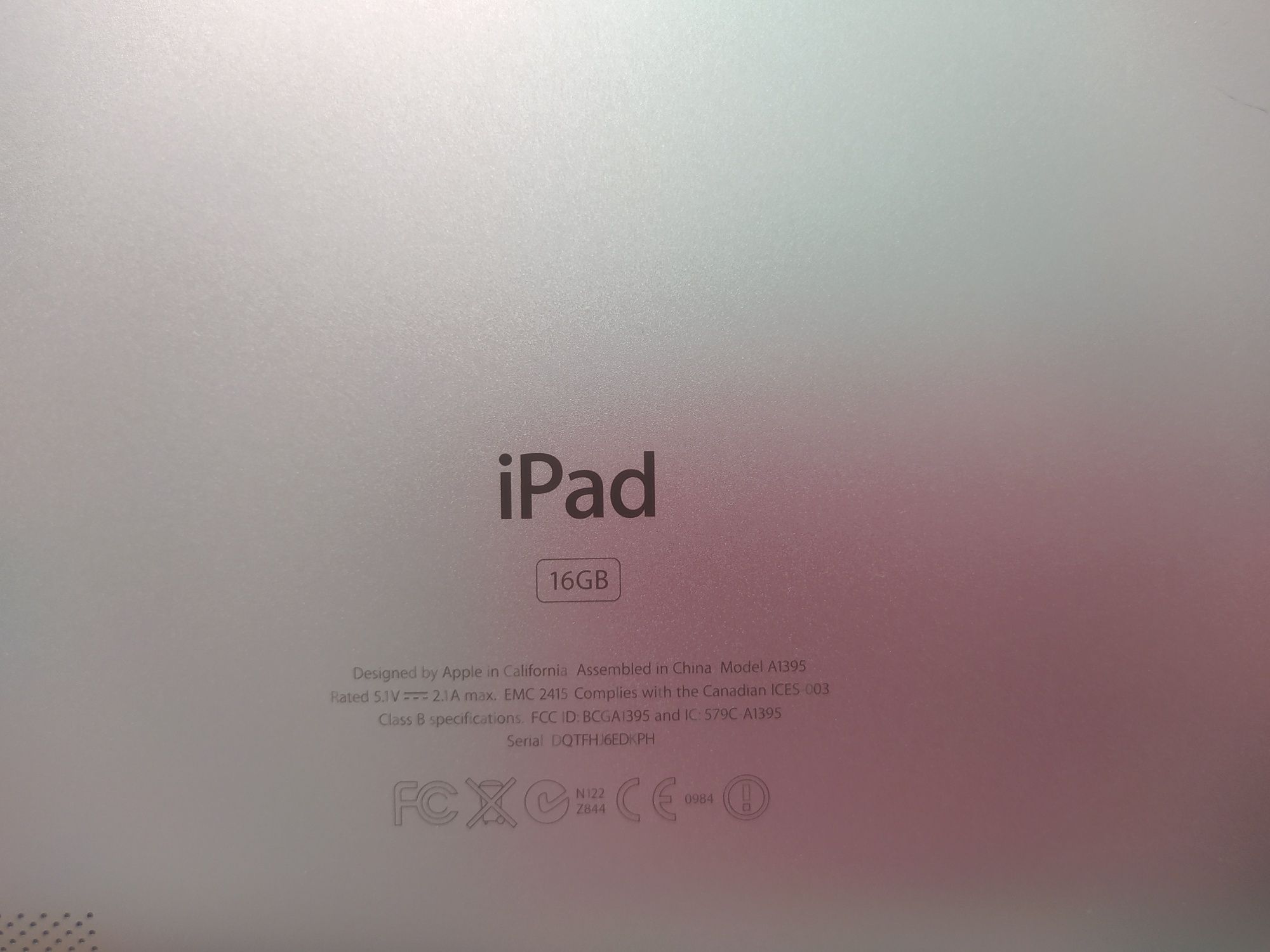 Продаю планшет Ipad apple 2
