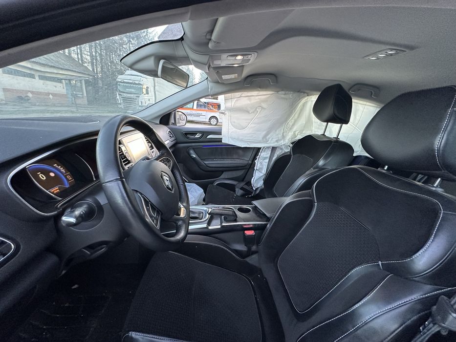 Avariat Automat 1.5 dci EURO 6 Faruri led