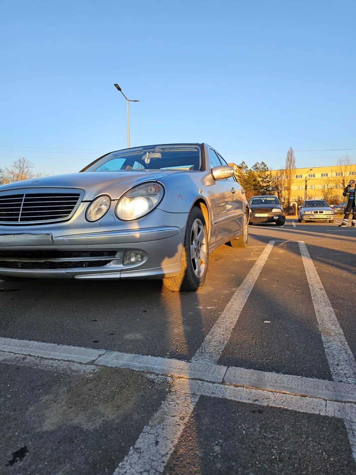 Mercedes Benz W211 E270