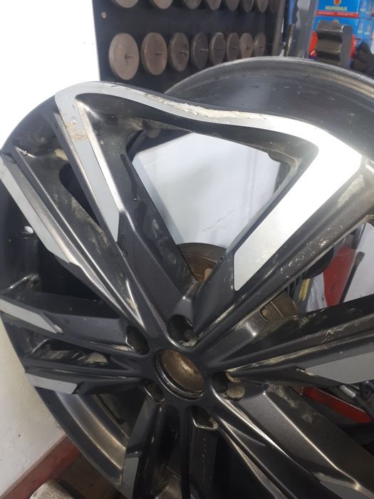 Шиномонтаж и ремонт дисков