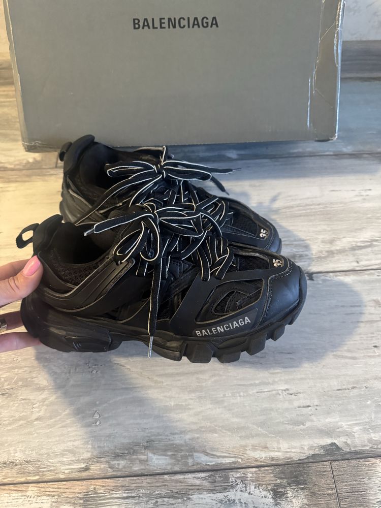 Маратонки balenciaga