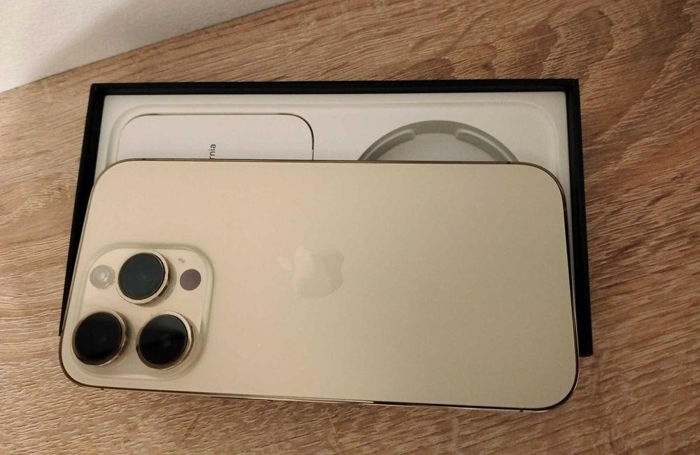 Telefon mobil Apple iPhone 14 pro MAX 256 GB. original impecabil