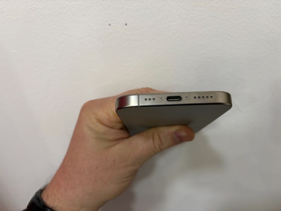 Iphone 16 Pro, 256 gb, Natural Titanium, cu Bypass