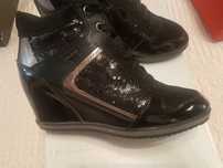 Сникърси Geox и GUESS