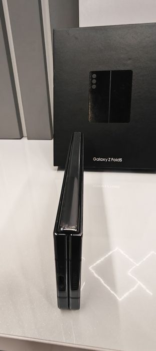 Samsung Z Fold 5