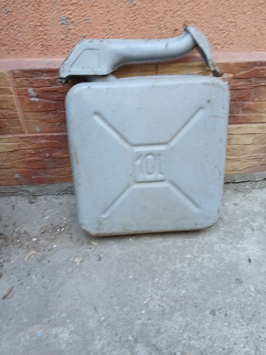 Canistre din tabla de 10-20 l ,fara rugina