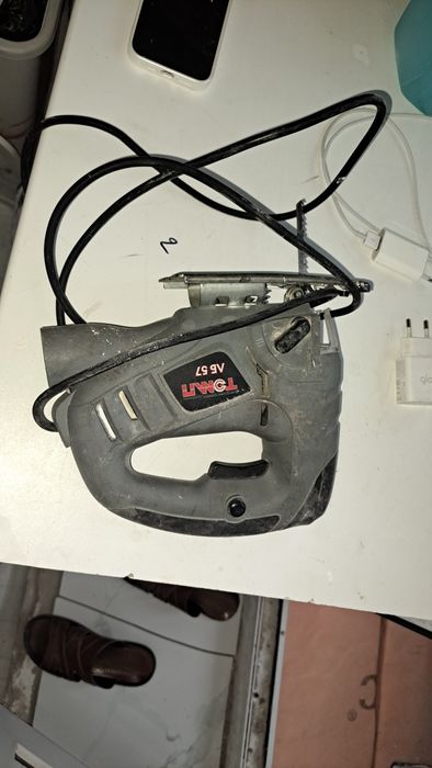 Продам отличный лобзик