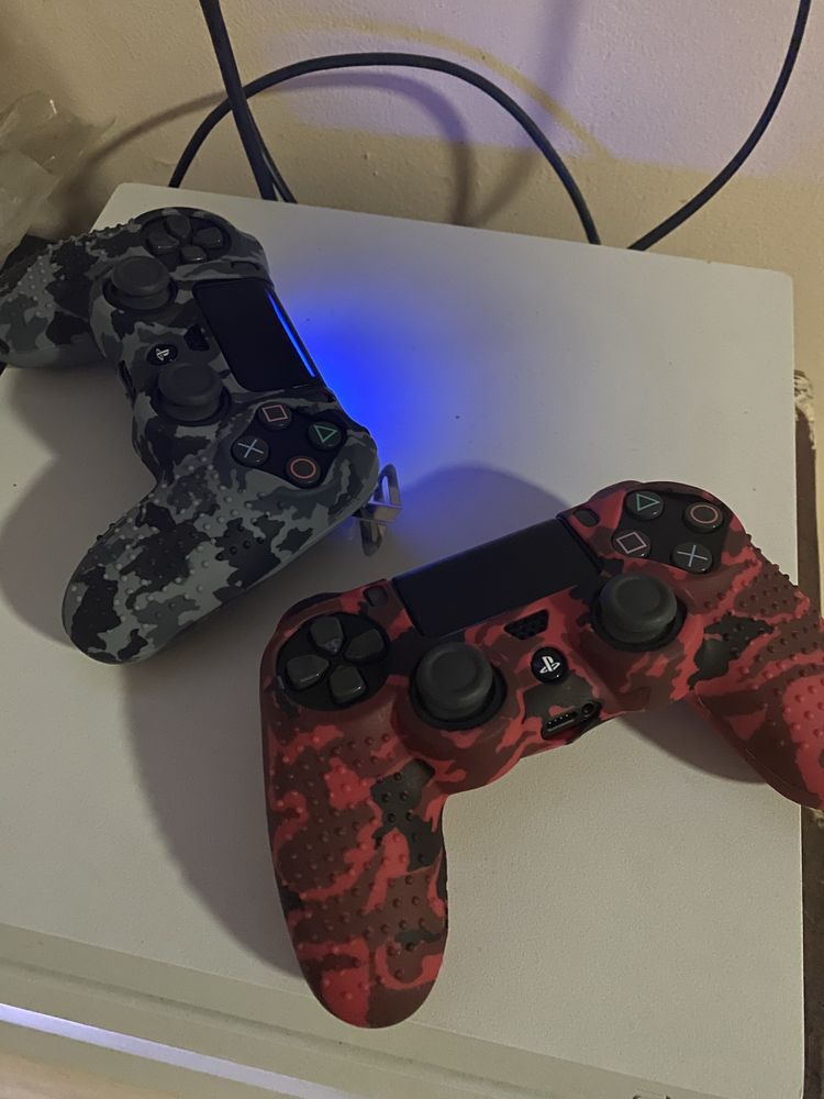 PlayStation 4 Pro на 1TB