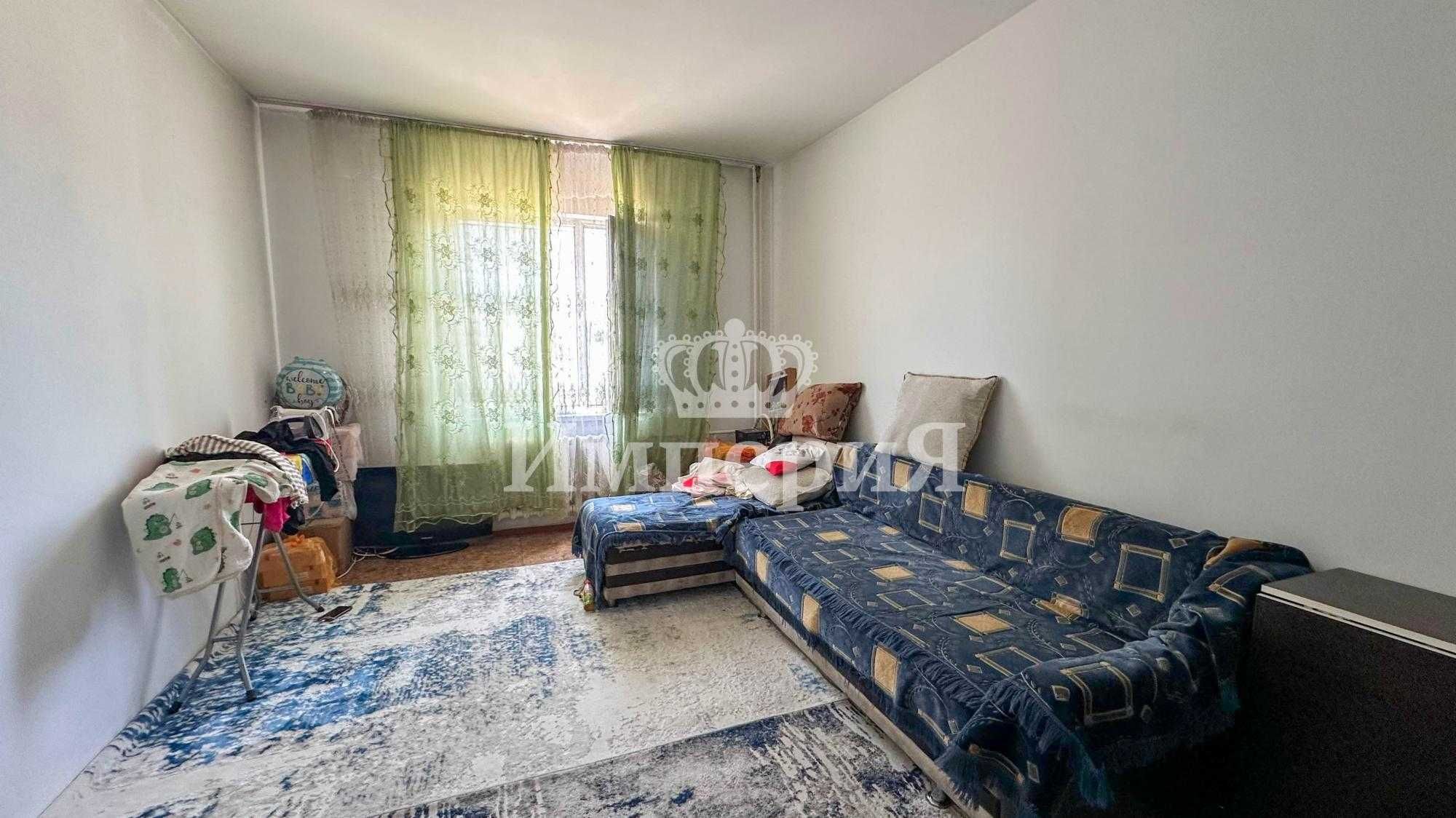 Продам 1 комнатную мкр 6 Аида Империя