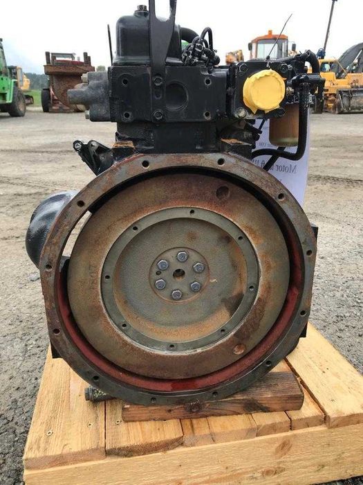 Motor Yanmar 4TNE88 second hand ( piese motor )