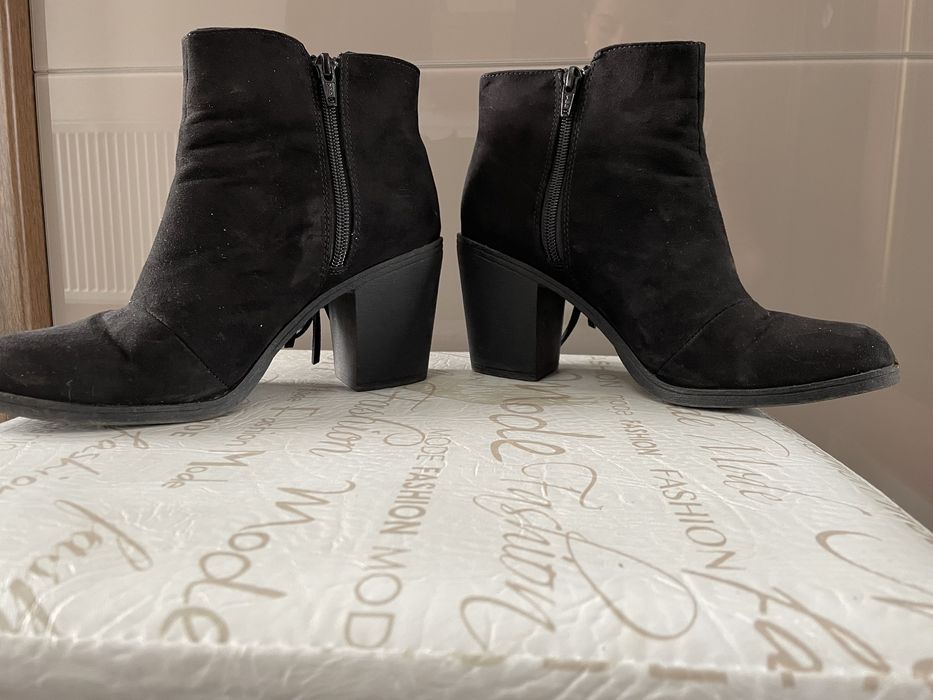 Botine h&m marimea 38