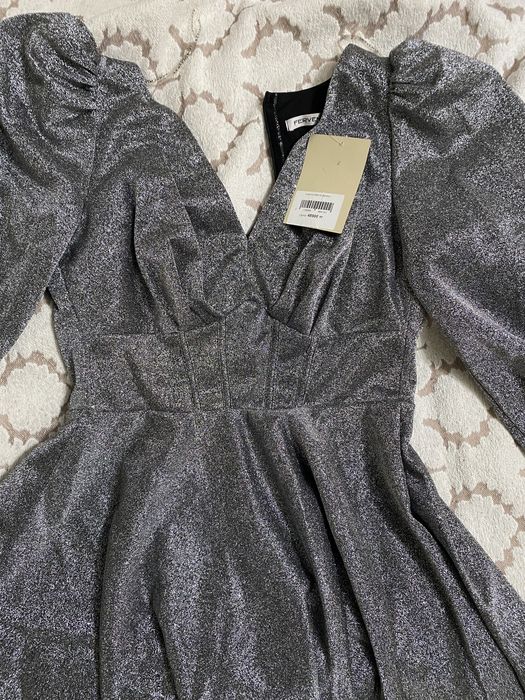 Платье новая красивая на новый год самое то