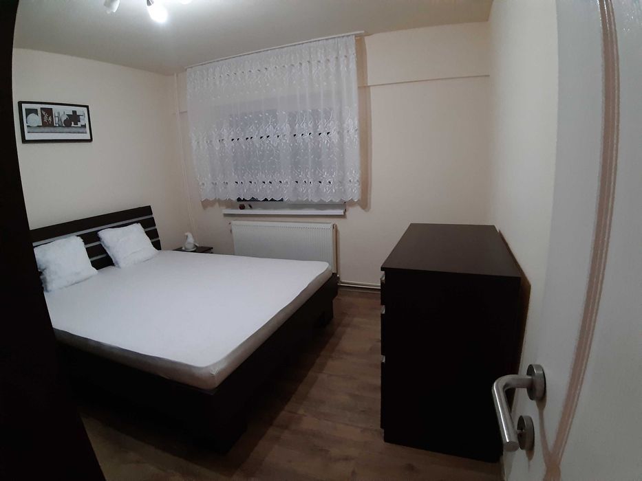 Apartament 4 camere, Arad, zona  700