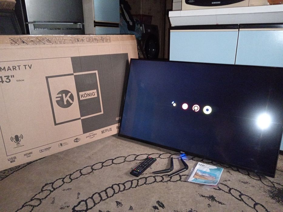Смарт-43 новый продаю телевизор