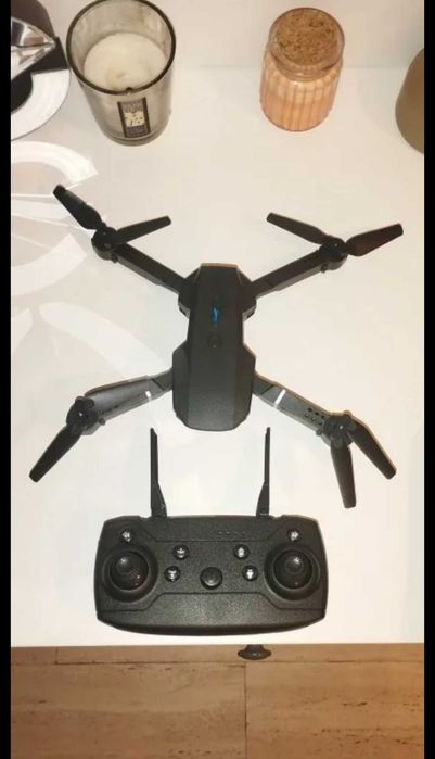 Dronă cu 2 camere Full HD, transmisie FPV 5GHz