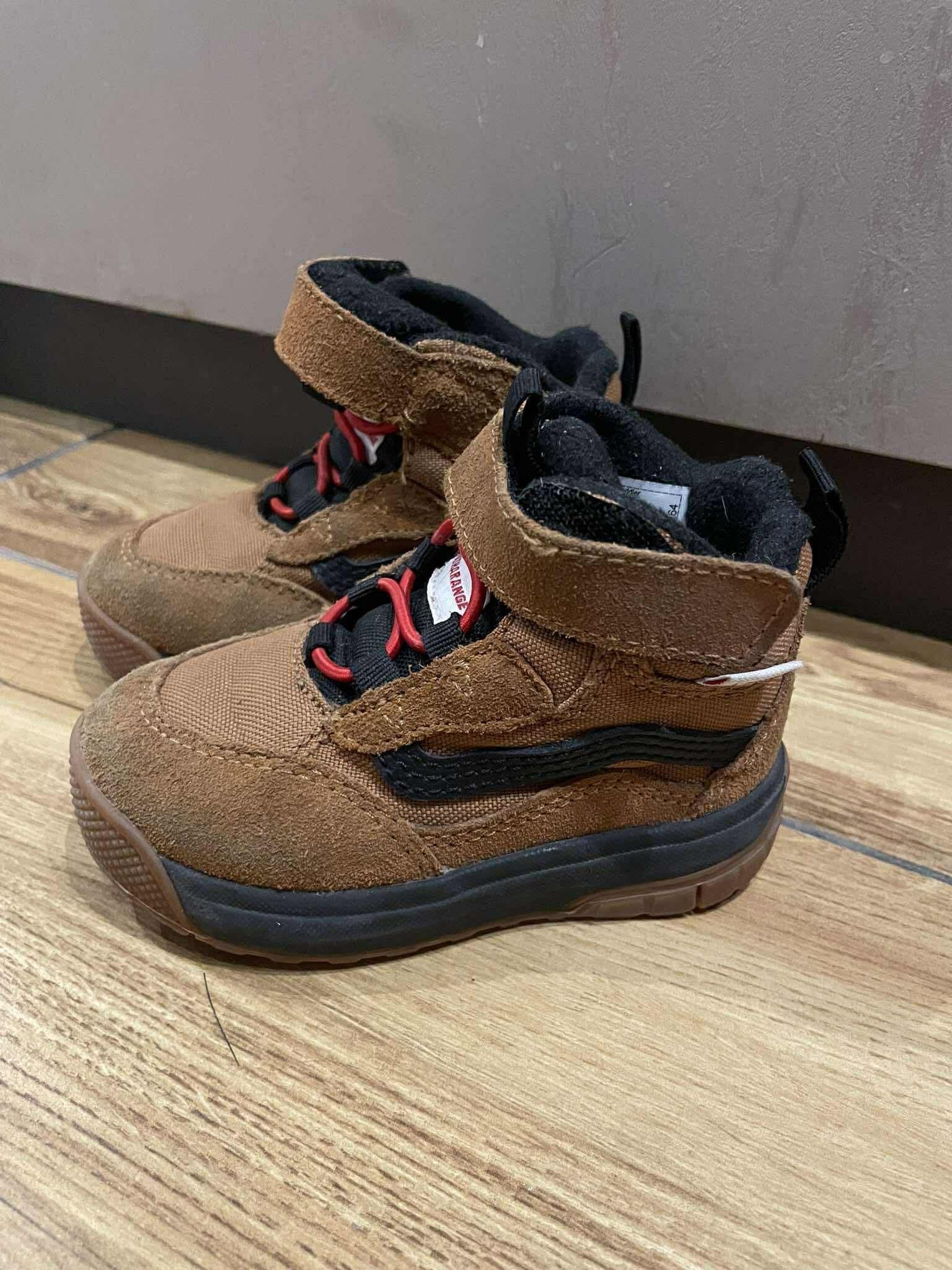 Зимни обувки Vans