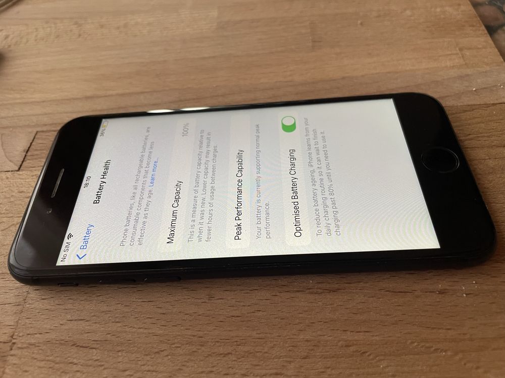 Продавам IPhone 7 128GB