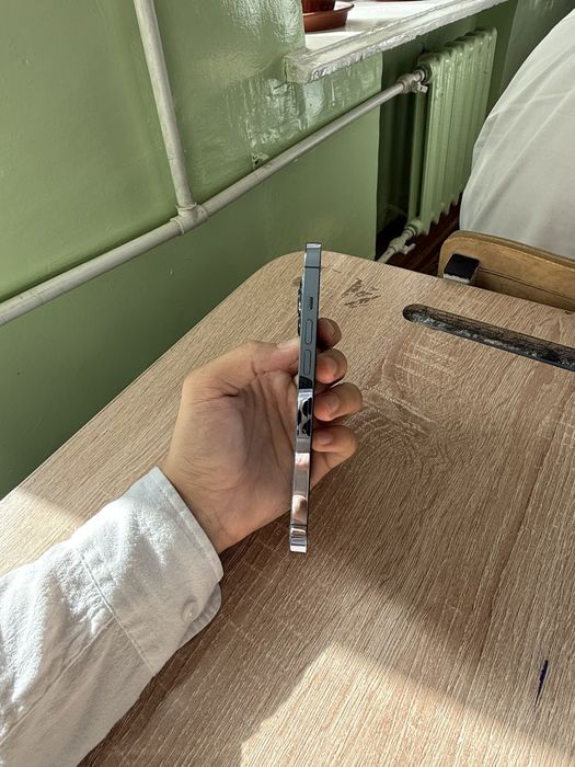 Iphone 13 pro ideal.