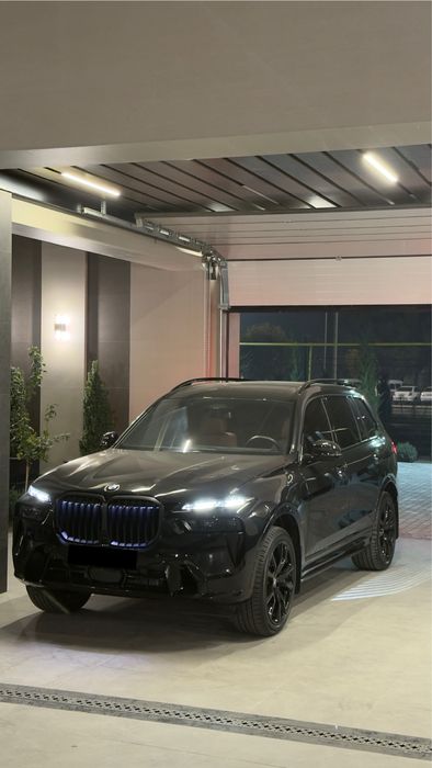 BMW X7 X Drive 40i 2025 full option