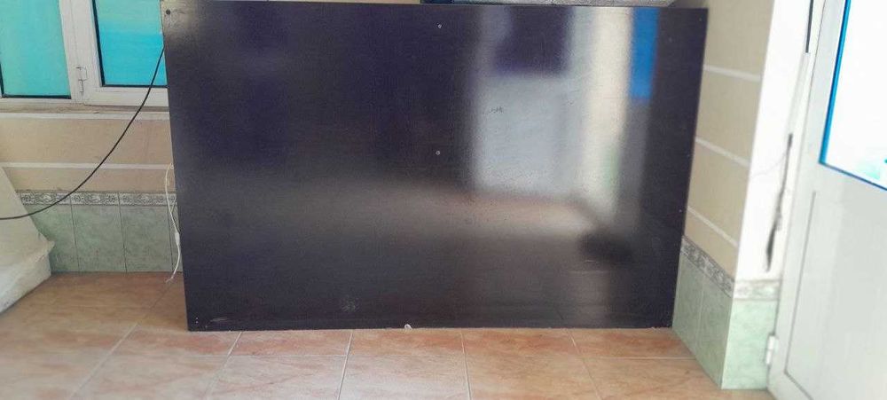 Админ столи сотилади. Компьютерхоналар, кассалар учун